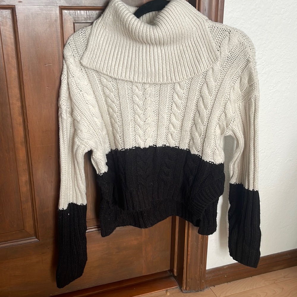 Nordstrom BP cable knit block turtleneck sweater